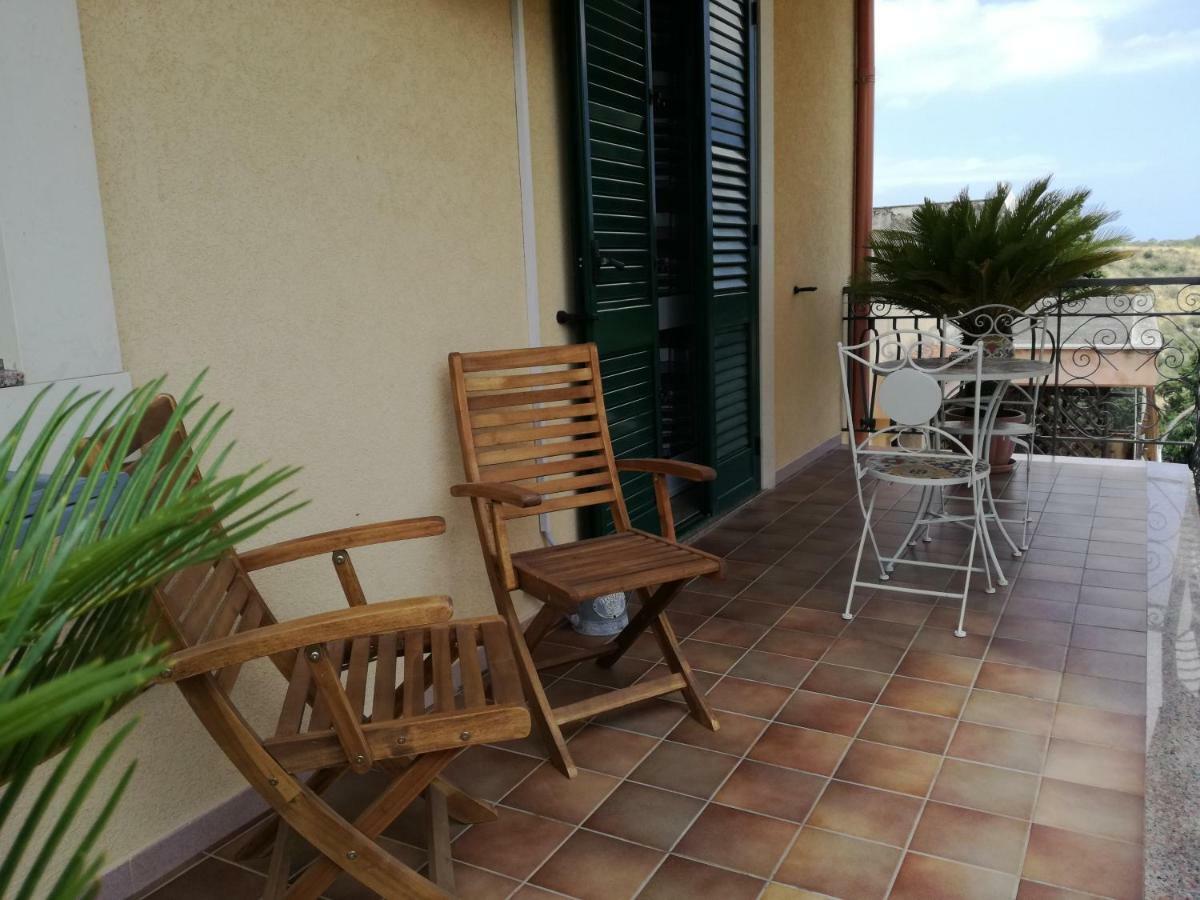 La Dimora Di Helios Apartment Noto Exterior photo